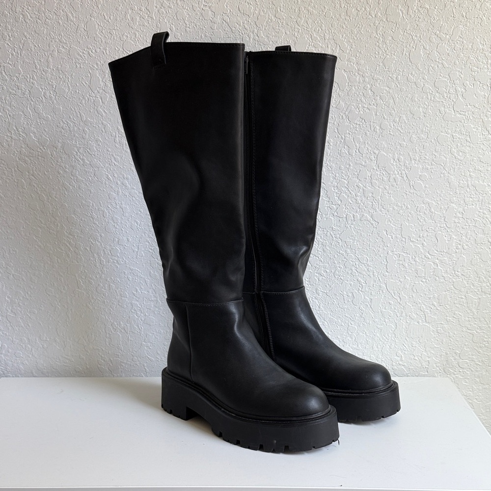 Madden Girl Knee-High Women's Black  Boots Size 8